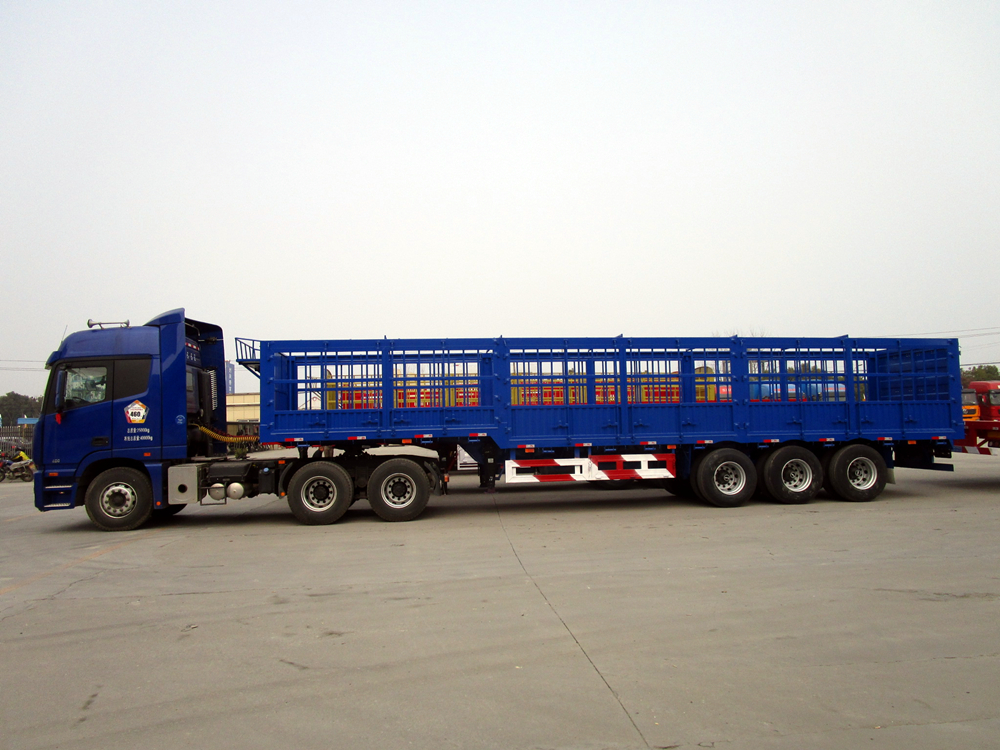 13米輕型倉欄（整車5.9噸）