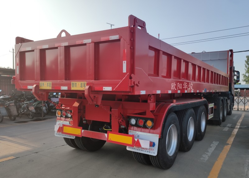新款10米后翻自卸半掛車